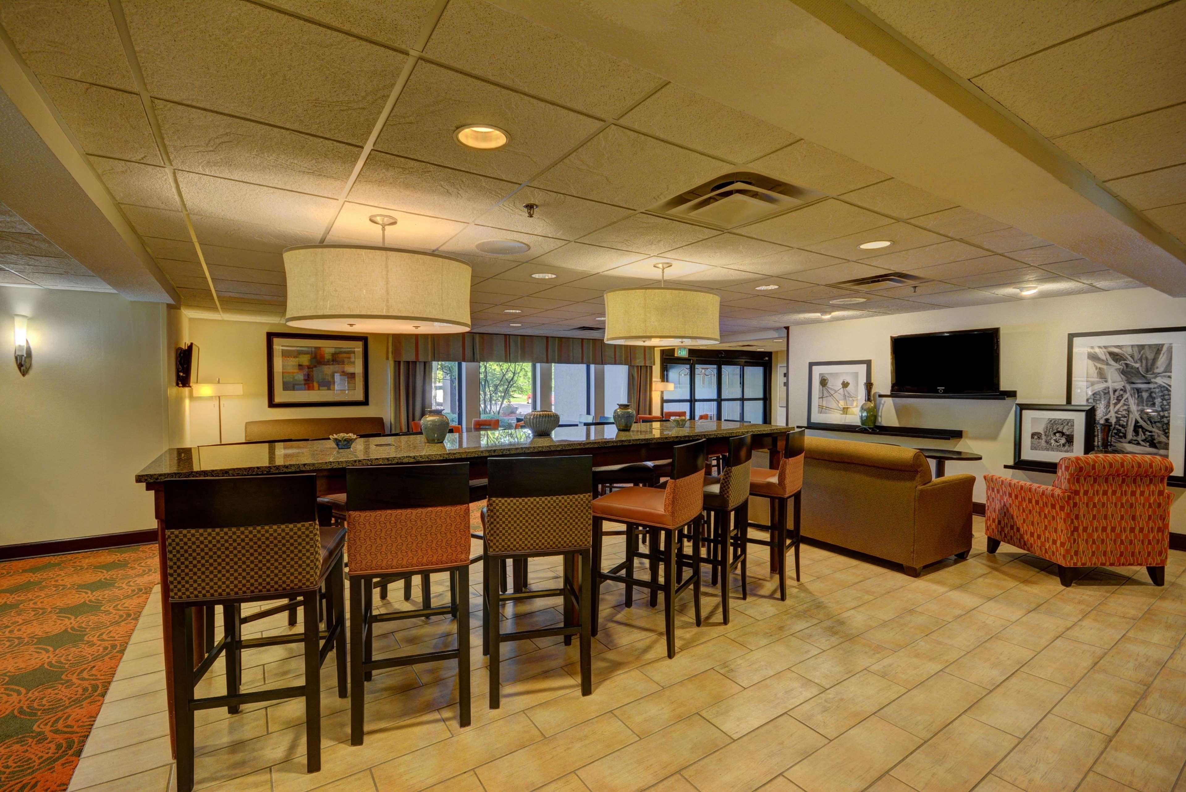 Hampton Inn By Hilton Indianapolis-South Southport Екстериор снимка